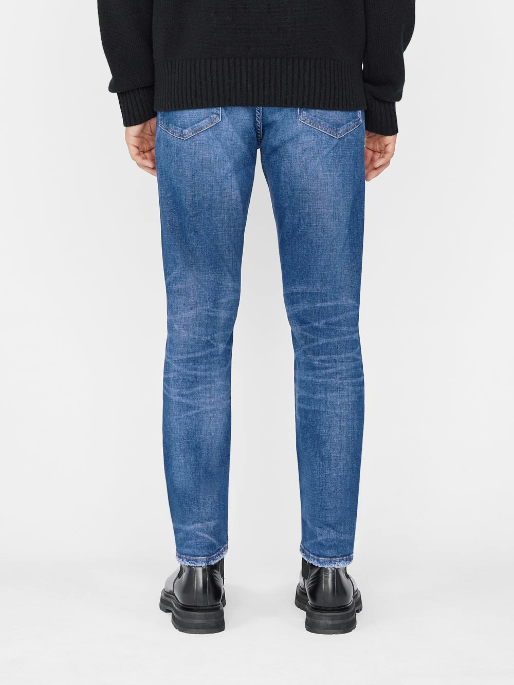 jeans side view alt:fit2